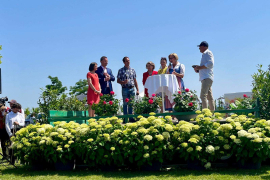 KRŠTENJE NOVE RUŽE NA JUBILEJU 150 god. Praskac Pflanzenland